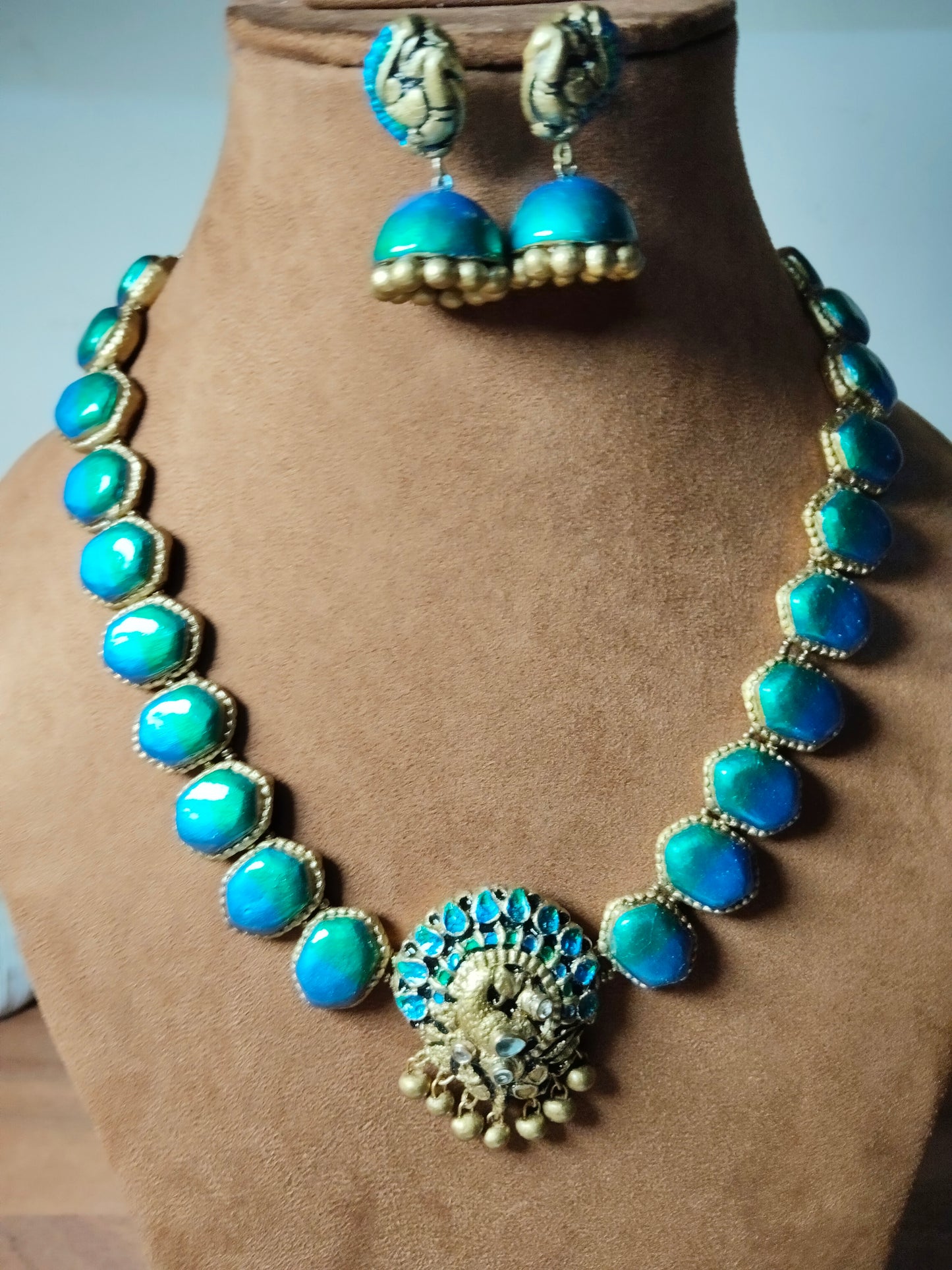 Peacock Green & Blue Clay Necklace Set