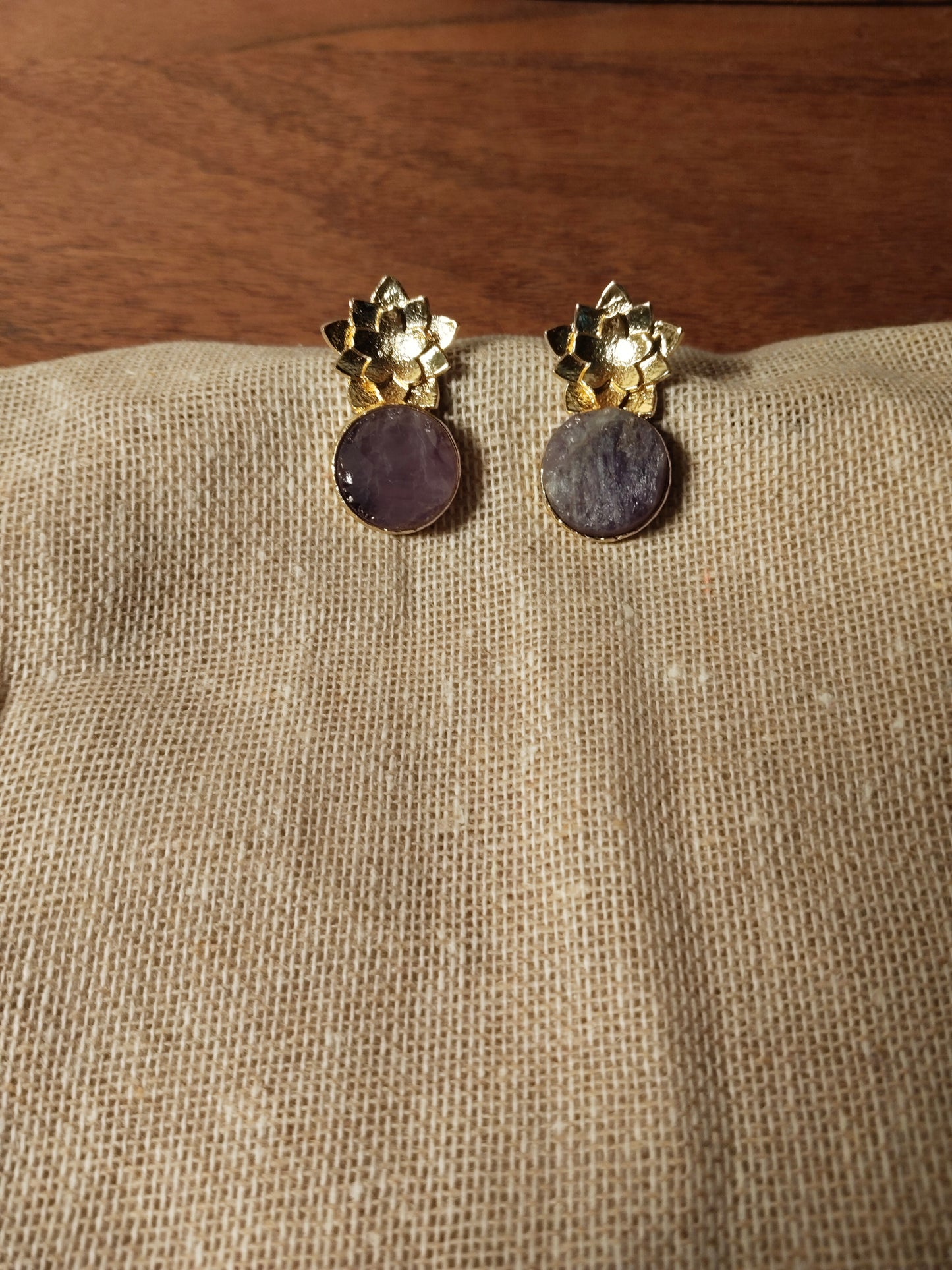 Light Amethyst Gold Flower Raw Stone Earrings