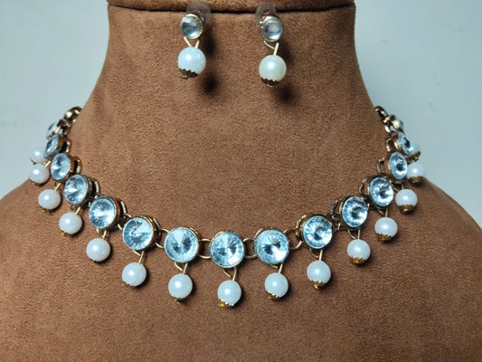 Kundan Pearl Necklace Set