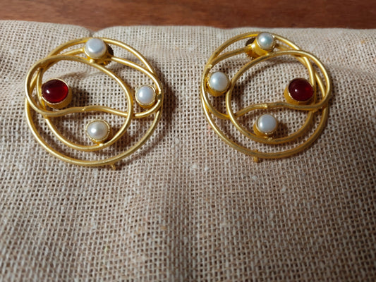 Red & Pearl Bead Gold Abstract Circle Studs