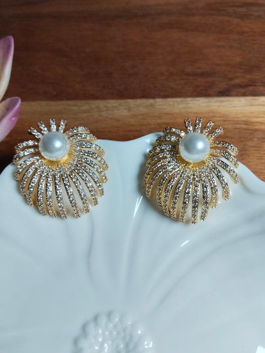 18K Gold Plated Pearl & Cubic Zirconia Studded Floral Design Studs