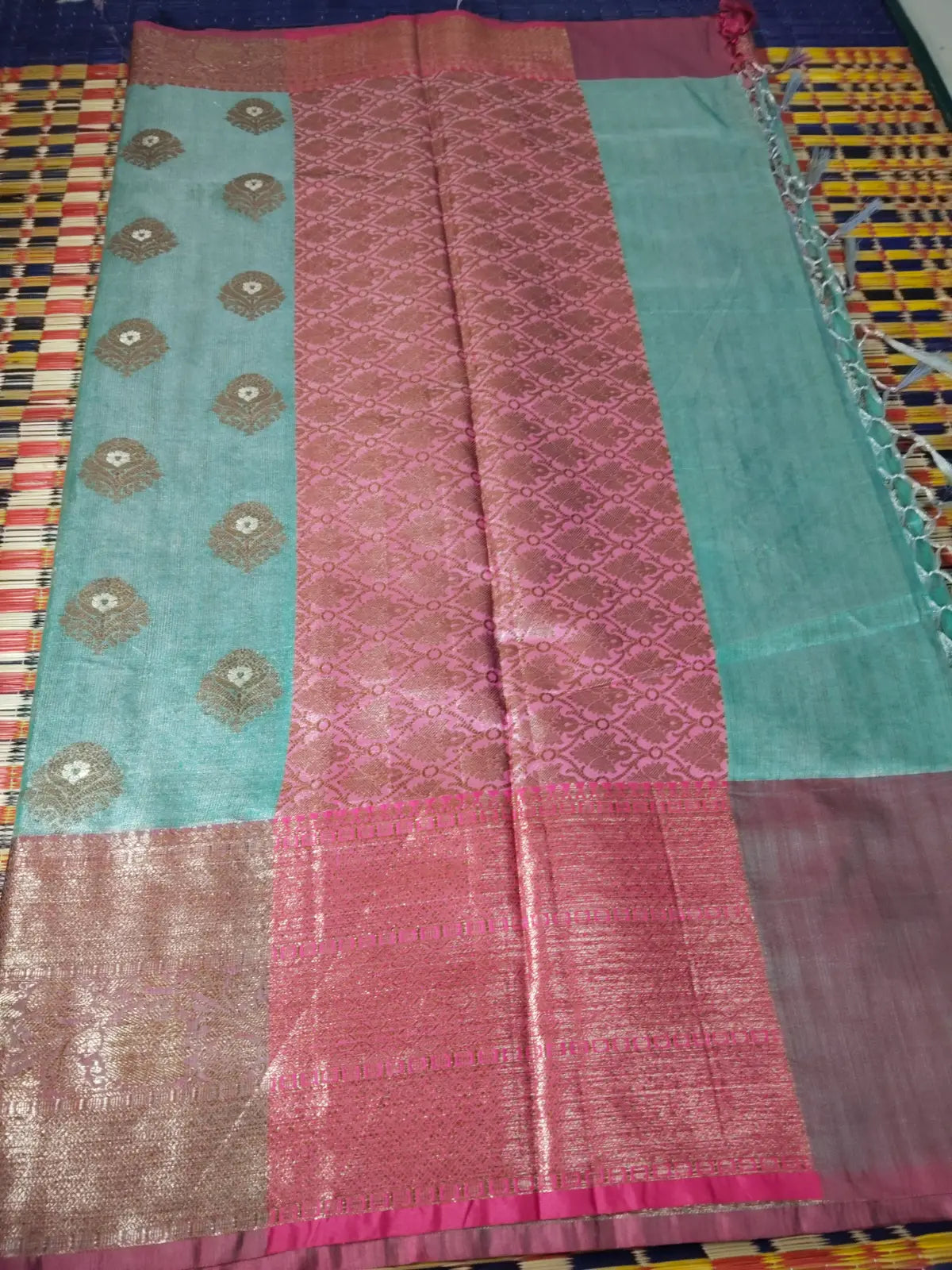 Pallu of Green Handwoven Tissue Saree with Zari Buta