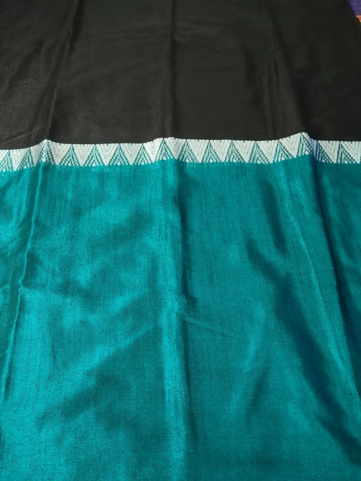 Green Linen Blend Saree with Woven Design & Zari