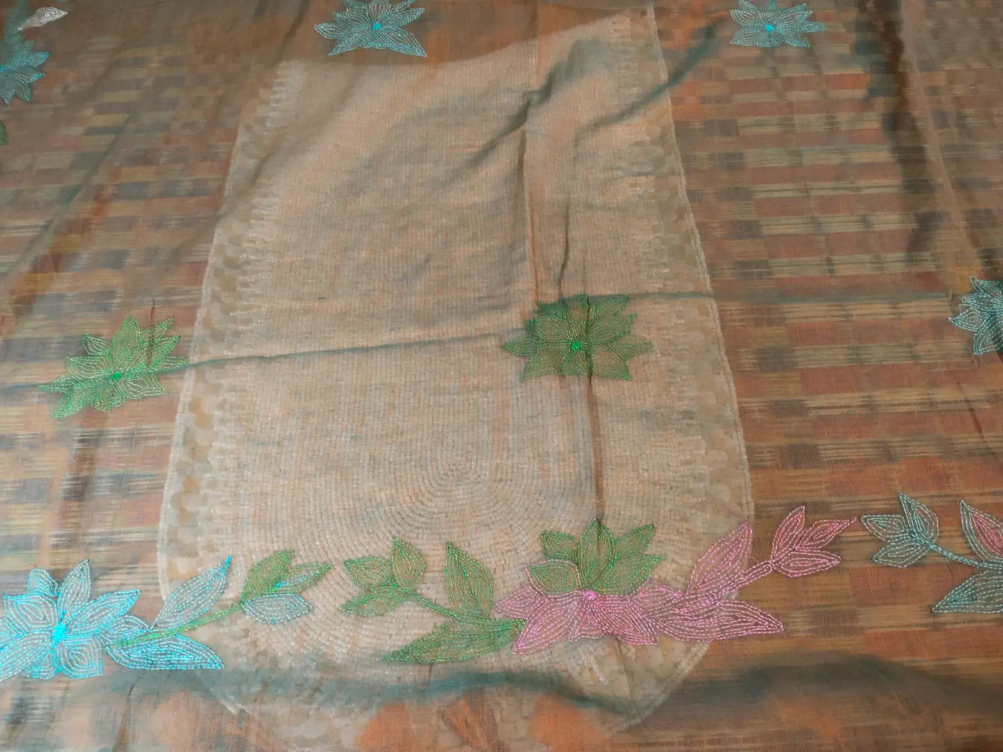 Pallu of Brown Dual Tone Mul Cotton Saree with Kantha Embroidery