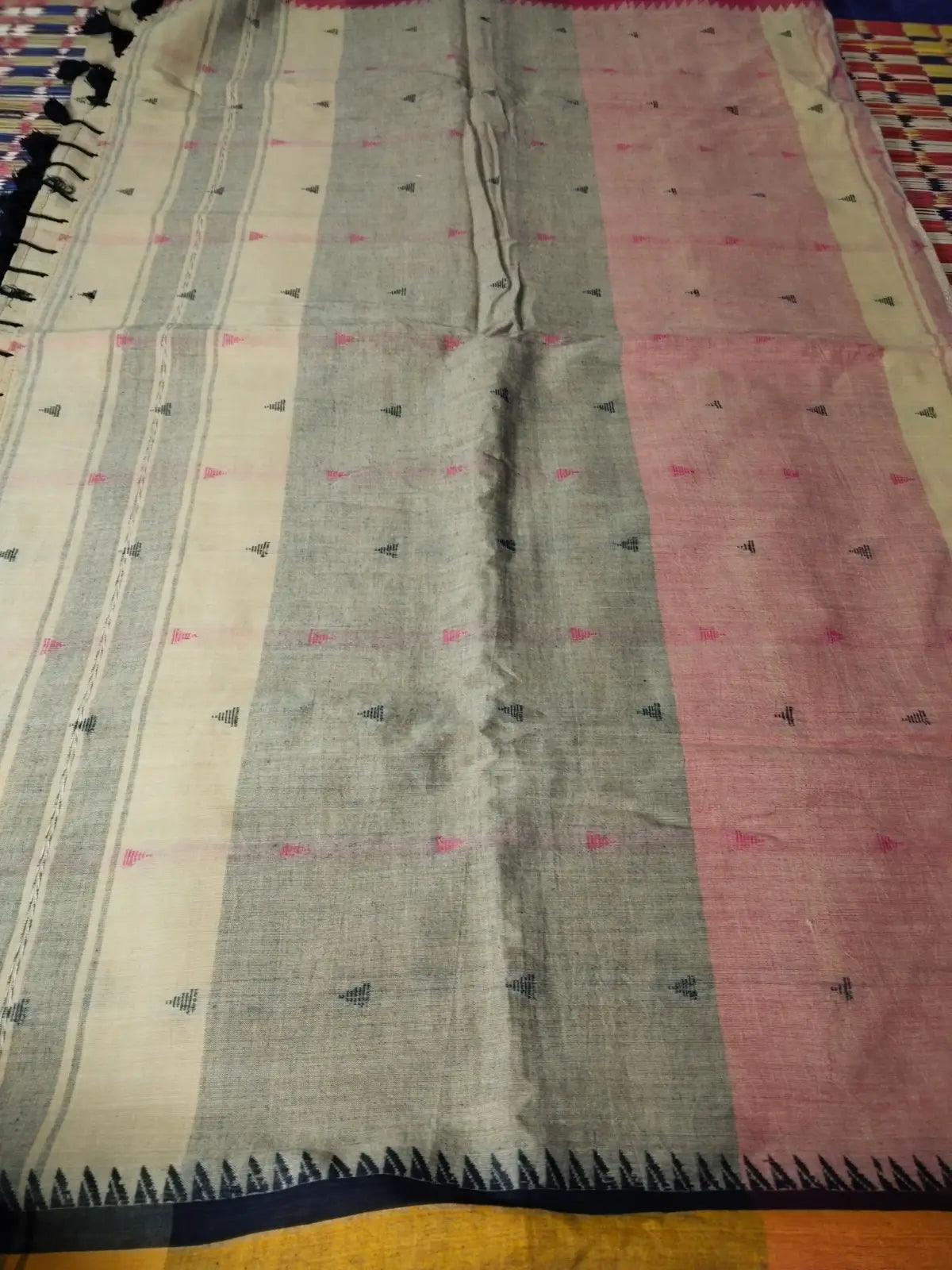Pallu of Light Yellow Handloom Cotton Saree