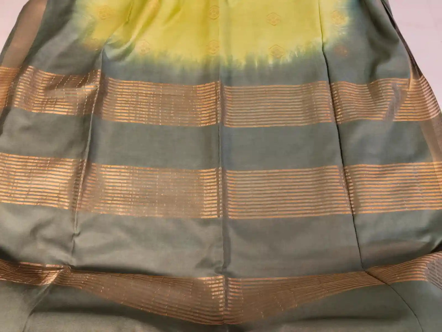 Pallu of Pastel & Dark Green Cotton Viscose Saree