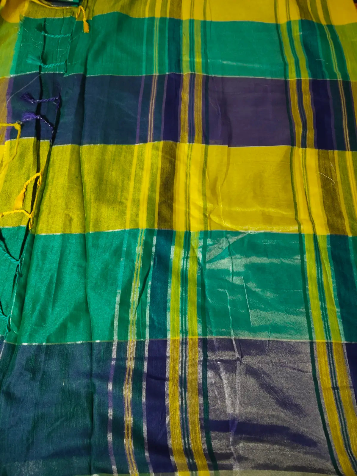 Pallu of Green Linen Blend Checked Saree
