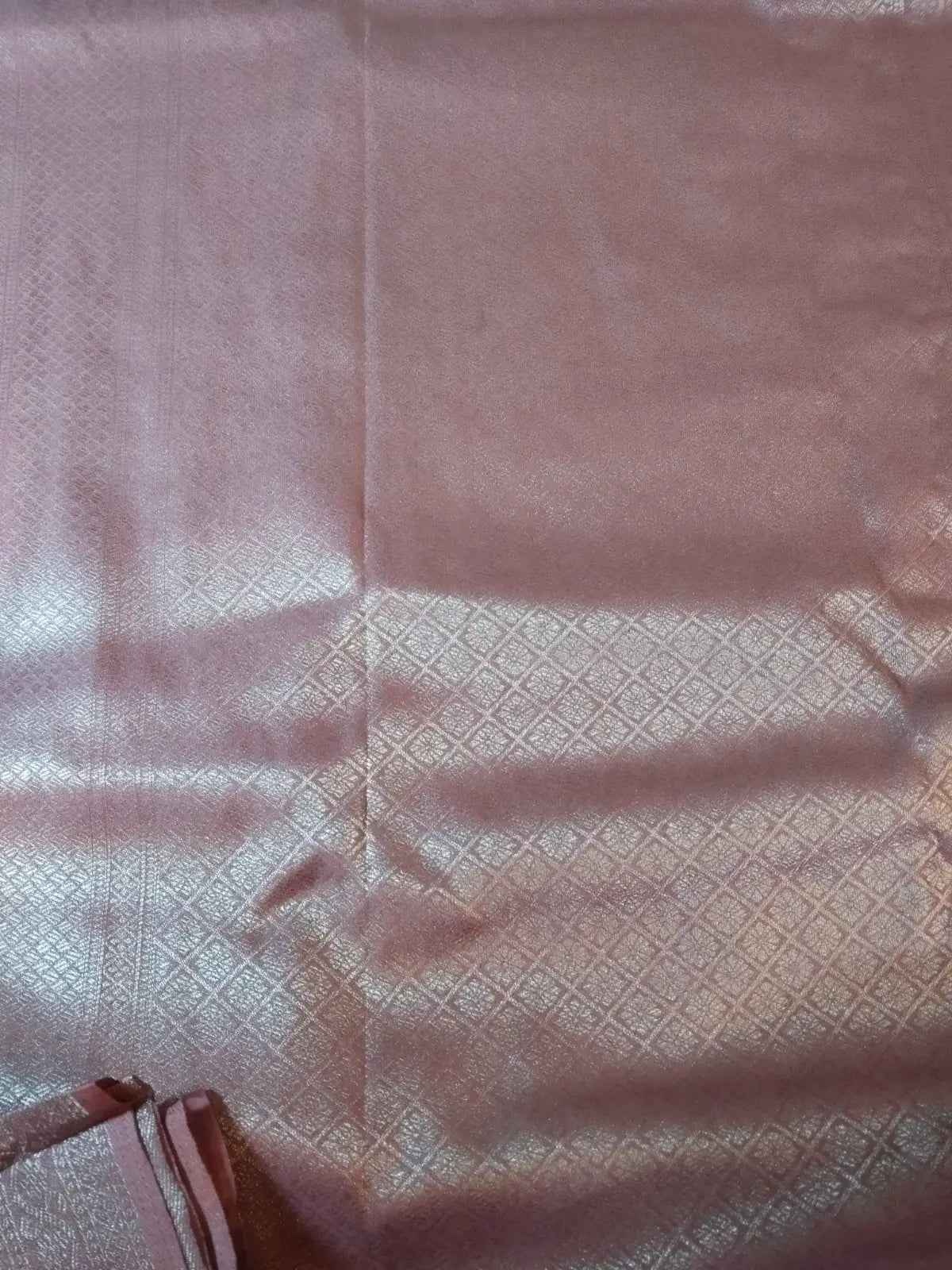 Pallu of Onion Pink Soft Silk Saree