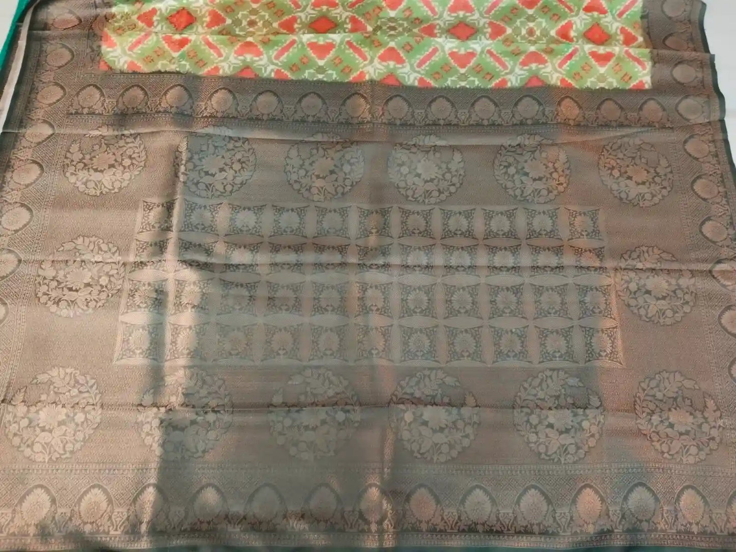 Pallu of Green & Pink Banarasi Silk Saree