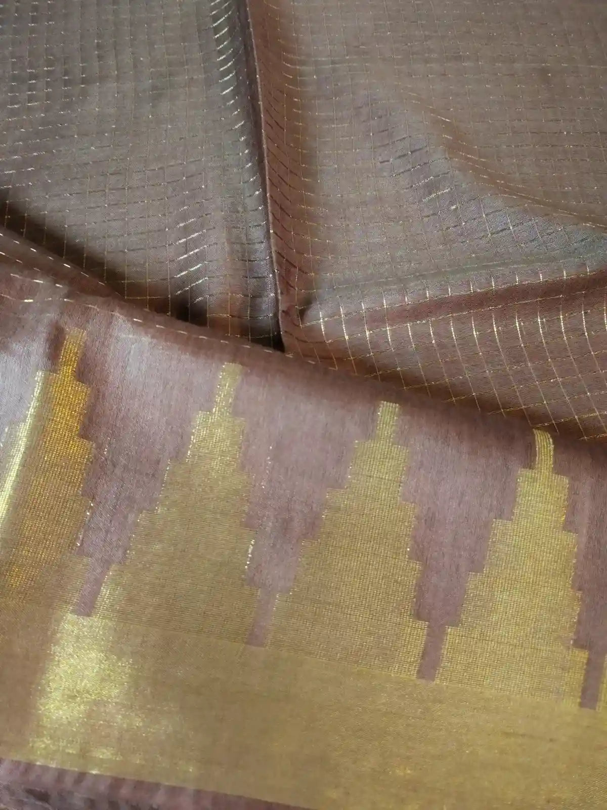Pallu of Dark Maroon Cotton Saree
