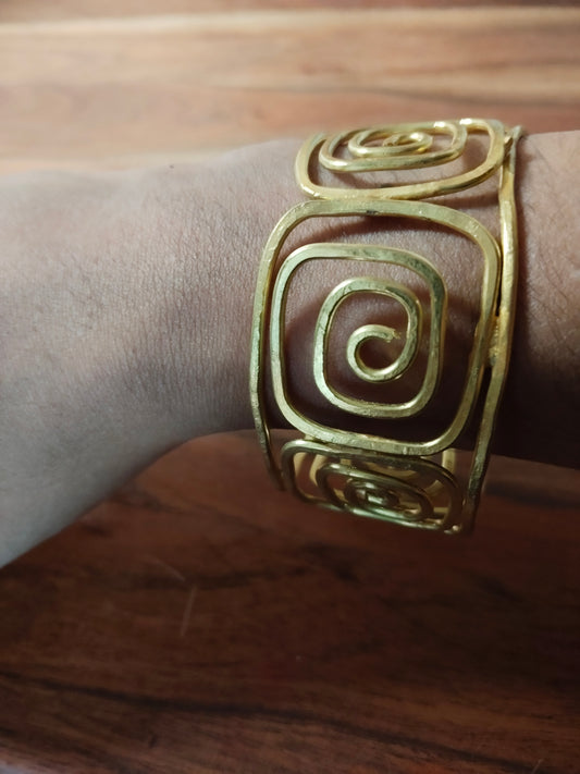 Dhokra Spiral Bangle