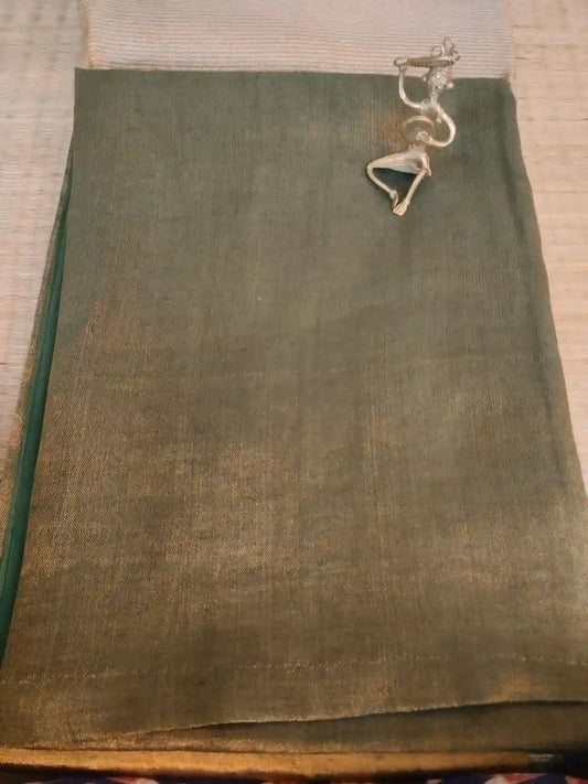 🎁 Green Zari Linen Saree (100% off)