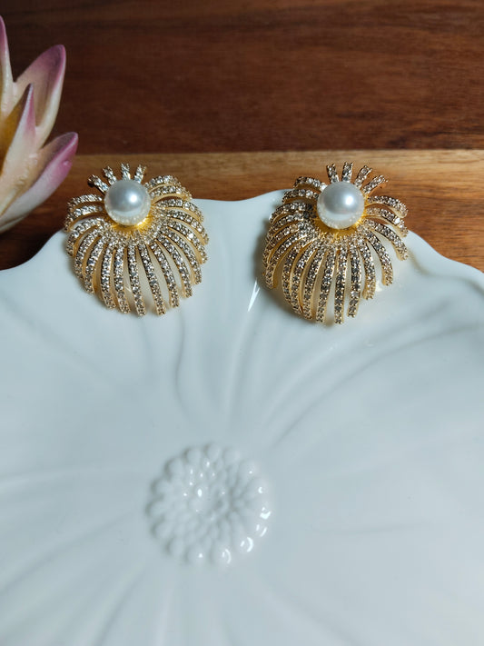 18K Gold Plated Pearl & Cubic Zirconia Studded Floral Design Studs