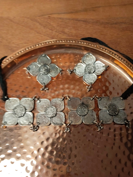 Silver 5 Paise Coins Necklace Set