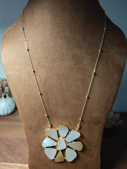 Mother of Pearl Sun Pendant Chain
