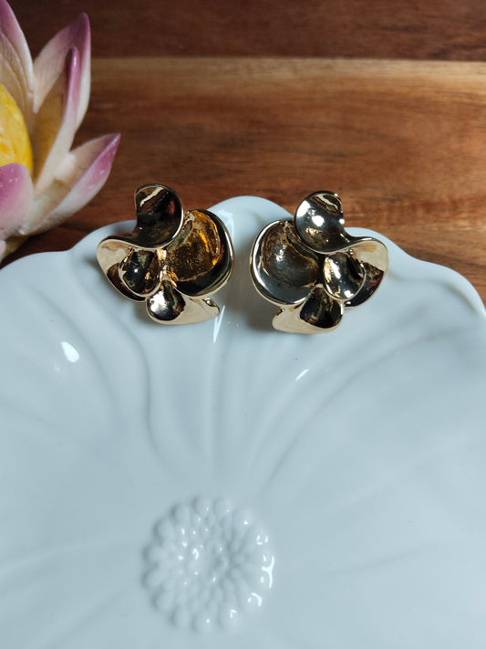 Gold 100% Zinc Abstract Studs