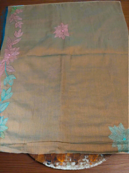 Brown Dual Tone Mul Cotton Saree with Kantha Embroidery