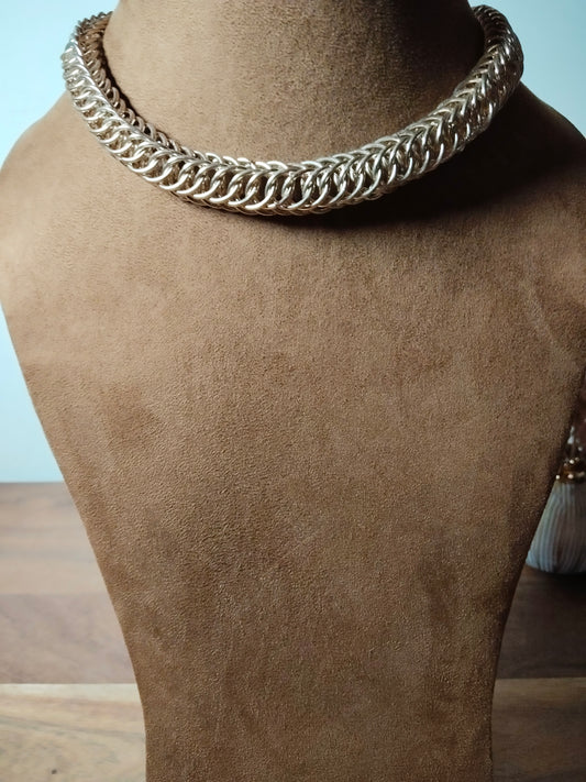 Brass Gold Polished Hooked to Each Other Necklace 