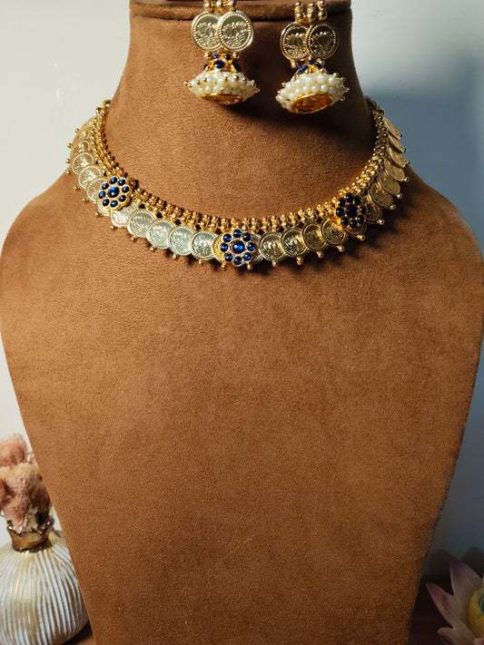Blue Kemp Gold Tone Lotus Coin Necklace Set