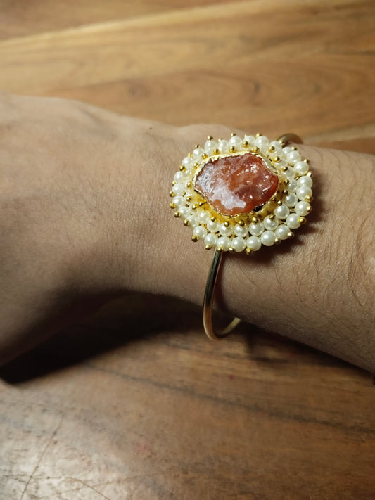 Carnelian Raw Stone Pearl Bead Bangle