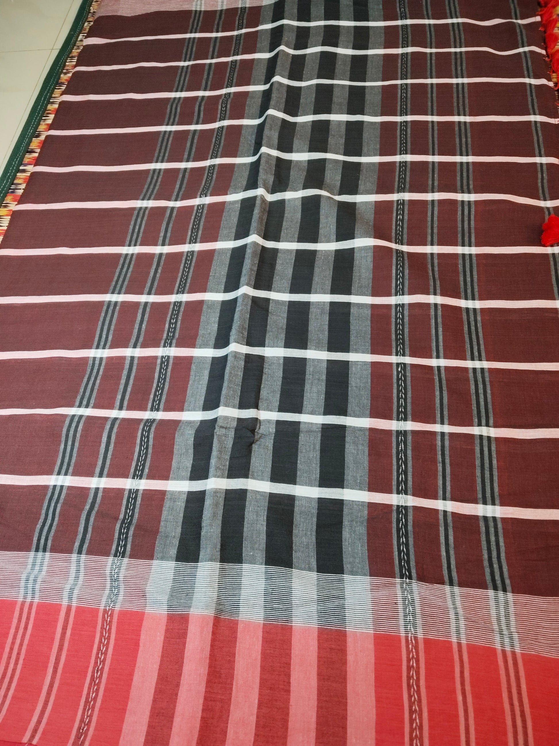 Dark Maroon & Red Handloom Cotton Saree
